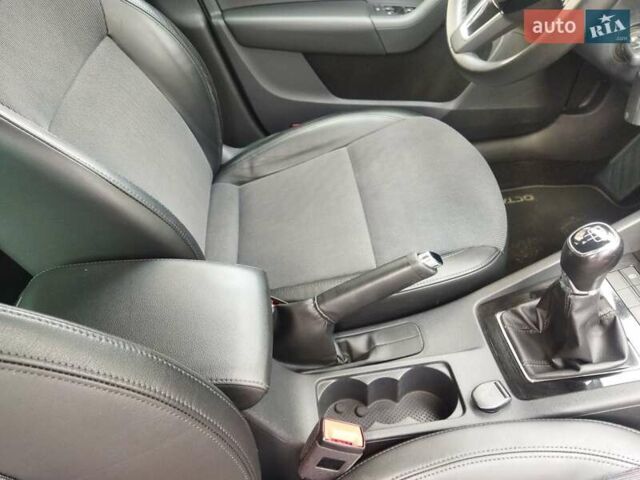 Шкода Октавия 2019 в Житомире на Automoto.ua Серый Шкода Октавия, объемом двигателя 1.6 л и пробегом 211 тыс. км за 13499 $, фото 44 на Automoto.ua