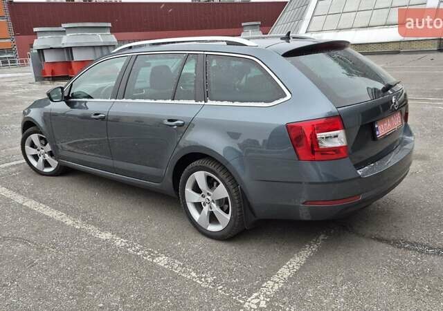 Серый Шкода Октавия, объемом двигателя 2 л и пробегом 235 тыс. км за 19800 $, фото 1 на Automoto.ua