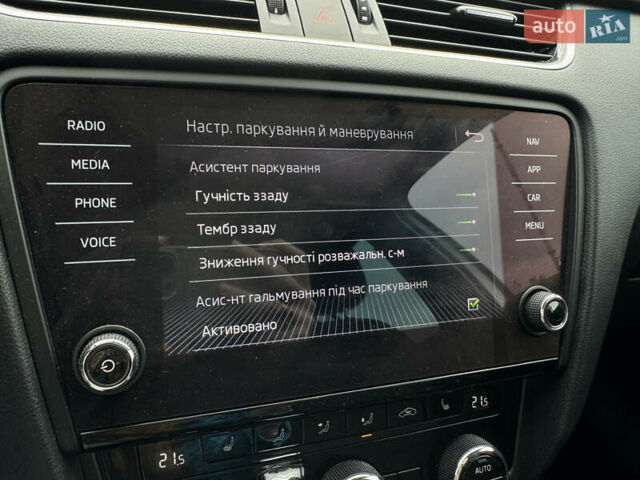 Серый Шкода Октавия, объемом двигателя 2 л и пробегом 259 тыс. км за 14970 $, фото 58 на Automoto.ua