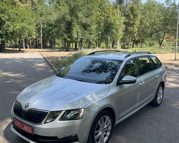 Сірий Шкода Октавія, об'ємом двигуна 1.6 л та пробігом 163 тис. км за 16100 $, фото 33 на Automoto.ua