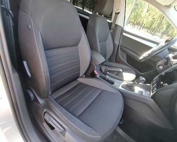 Сірий Шкода Октавія, об'ємом двигуна 1 л та пробігом 191 тис. км за 17500 $, фото 17 на Automoto.ua