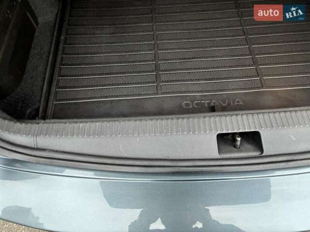 Сірий Шкода Октавія, об'ємом двигуна 1.97 л та пробігом 144 тис. км за 18700 $, фото 27 на Automoto.ua