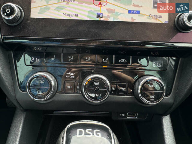 Серый Шкода Октавия, объемом двигателя 2 л и пробегом 259 тыс. км за 14970 $, фото 48 на Automoto.ua