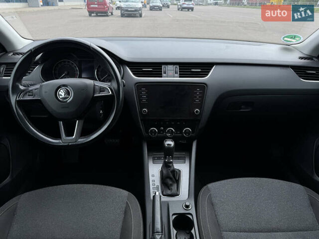 Серый Шкода Октавия, объемом двигателя 2 л и пробегом 259 тыс. км за 14970 $, фото 66 на Automoto.ua