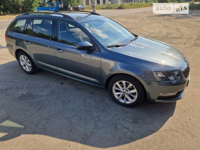 Сірий Шкода Октавія, об'ємом двигуна 1.6 л та пробігом 230 тис. км за 13500 $, фото 1 на Automoto.ua