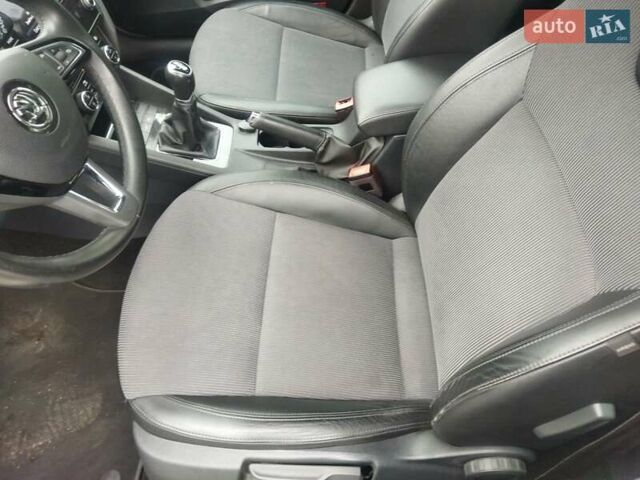 Серый Шкода Октавия, объемом двигателя 1.6 л и пробегом 212 тыс. км за 13500 $, фото 8 на Automoto.ua