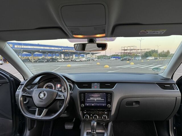 Серый Шкода Октавия, объемом двигателя 1.6 л и пробегом 325 тыс. км за 13500 $, фото 7 на Automoto.ua