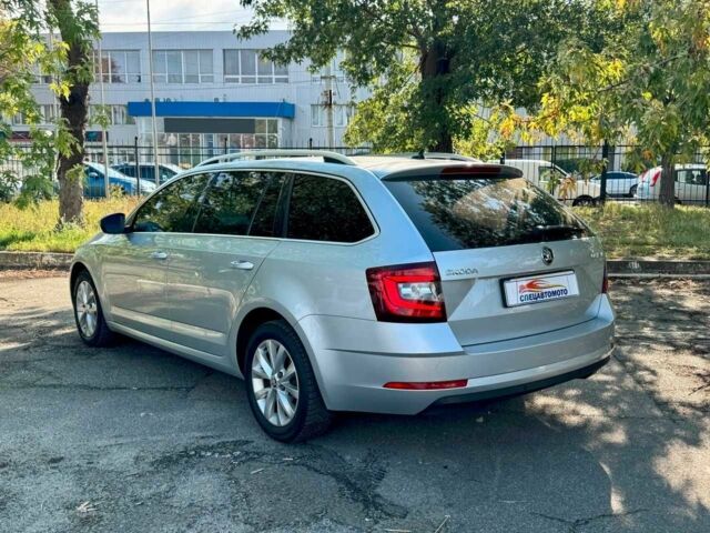 Серый Шкода Октавия, объемом двигателя 1.6 л и пробегом 210 тыс. км за 15990 $, фото 6 на Automoto.ua