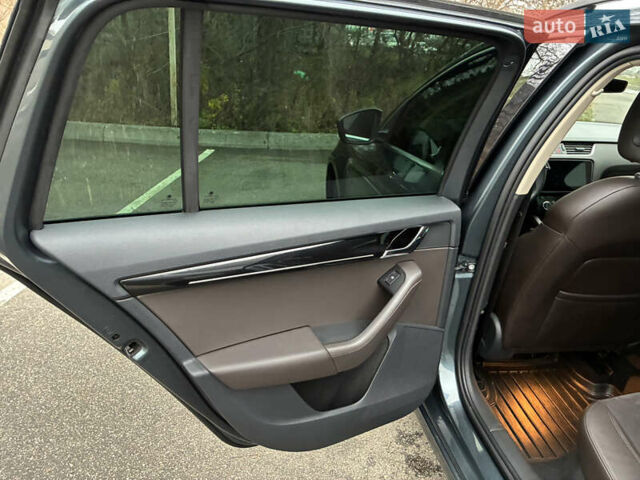 Сірий Шкода Октавія, об'ємом двигуна 1.97 л та пробігом 144 тис. км за 18700 $, фото 21 на Automoto.ua