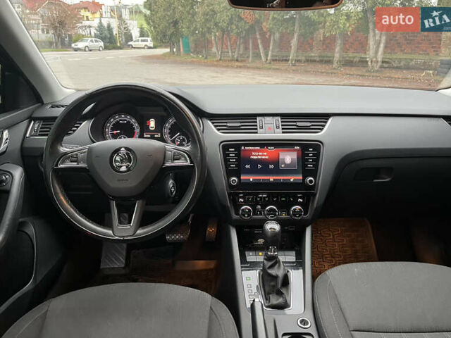 Сірий Шкода Октавія, об'ємом двигуна 1.97 л та пробігом 284 тис. км за 15700 $, фото 3 на Automoto.ua