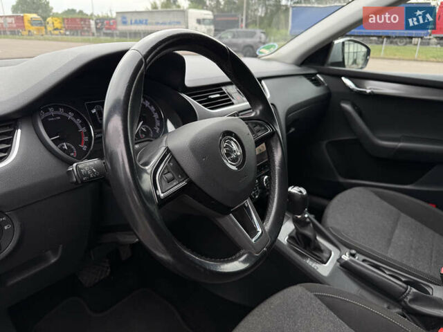 Серый Шкода Октавия, объемом двигателя 2 л и пробегом 259 тыс. км за 14970 $, фото 39 на Automoto.ua