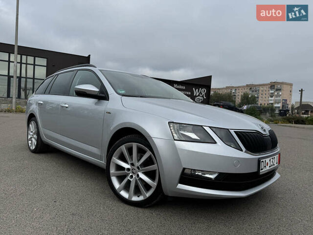 Серый Шкода Октавия, объемом двигателя 2 л и пробегом 259 тыс. км за 14970 $, фото 10 на Automoto.ua