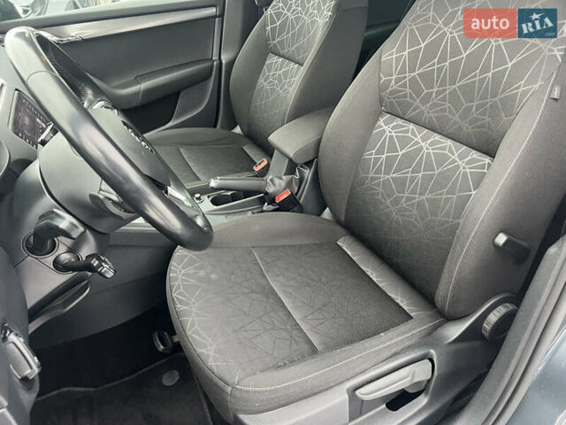 Серый Шкода Октавия, объемом двигателя 2 л и пробегом 285 тыс. км за 15900 $, фото 28 на Automoto.ua