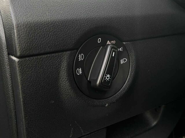 Серый Шкода Октавия, объемом двигателя 1.6 л и пробегом 277 тыс. км за 14000 $, фото 16 на Automoto.ua