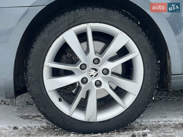 Серый Шкода Октавия, объемом двигателя 2 л и пробегом 285 тыс. км за 15900 $, фото 19 на Automoto.ua