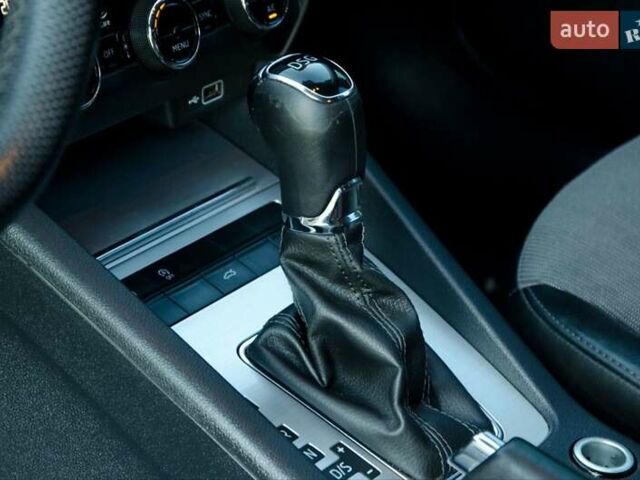 Серый Шкода Октавия, объемом двигателя 1.6 л и пробегом 336 тыс. км за 13800 $, фото 39 на Automoto.ua