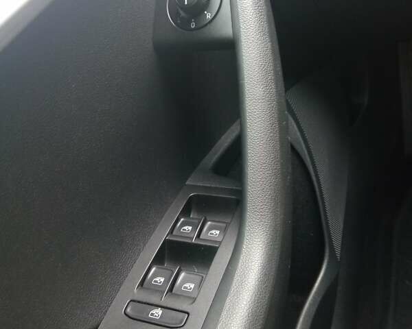 Сірий Шкода Октавія, об'ємом двигуна 1.6 л та пробігом 173 тис. км за 14700 $, фото 18 на Automoto.ua