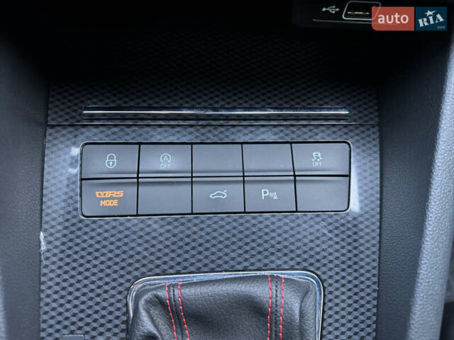 Сірий Шкода Октавія, об'ємом двигуна 2 л та пробігом 174 тис. км за 20500 $, фото 64 на Automoto.ua