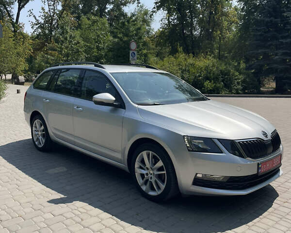 Сірий Шкода Октавія, об'ємом двигуна 1.6 л та пробігом 163 тис. км за 16100 $, фото 10 на Automoto.ua