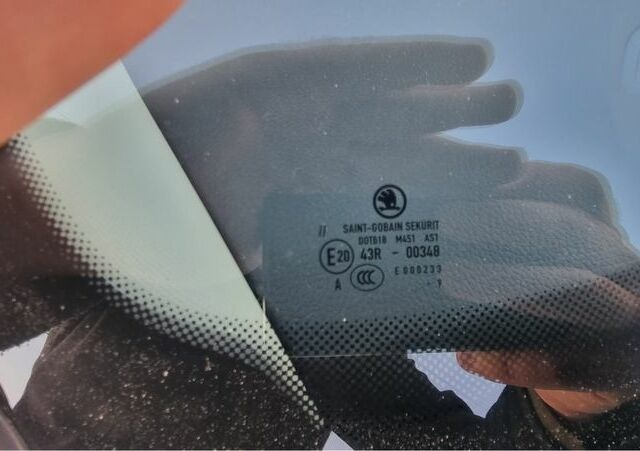 Серый Шкода Октавия, объемом двигателя 1.5 л и пробегом 128 тыс. км за 16000 $, фото 18 на Automoto.ua