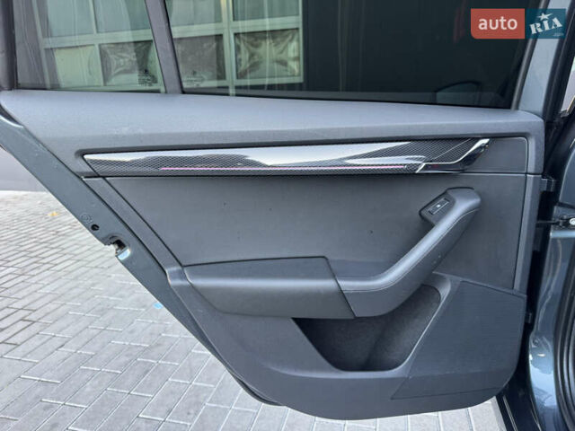 Серый Шкода Октавия, объемом двигателя 2 л и пробегом 174 тыс. км за 20500 $, фото 90 на Automoto.ua