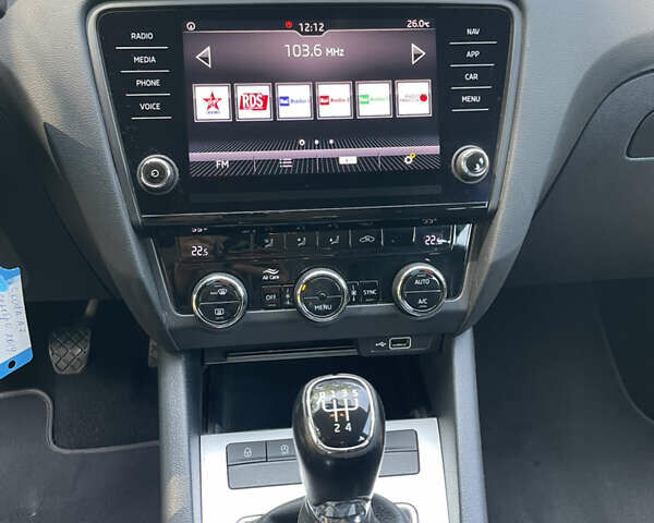 Сірий Шкода Октавія, об'ємом двигуна 1.6 л та пробігом 163 тис. км за 16100 $, фото 24 на Automoto.ua