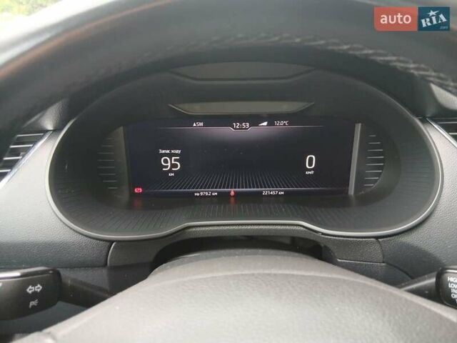 Серый Шкода Октавия, объемом двигателя 1.5 л и пробегом 221 тыс. км за 15500 $, фото 45 на Automoto.ua