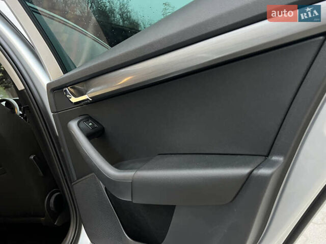 Шкода Октавия 2019 в Дрогобыче на Automoto.ua Серый Шкода Октавия, объемом двигателя 1.97 л и пробегом 231 тыс. км за 16999 $, фото 37 на Automoto.ua