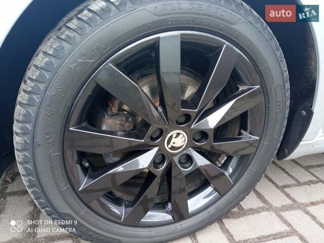 Сірий Шкода Октавія, об'ємом двигуна 1.6 л та пробігом 173 тис. км за 14700 $, фото 28 на Automoto.ua
