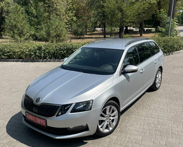 Сірий Шкода Октавія, об'ємом двигуна 1.6 л та пробігом 163 тис. км за 16100 $, фото 8 на Automoto.ua