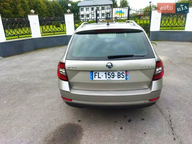 Серый Шкода Октавия, объемом двигателя 1.6 л и пробегом 212 тыс. км за 13500 $, фото 7 на Automoto.ua