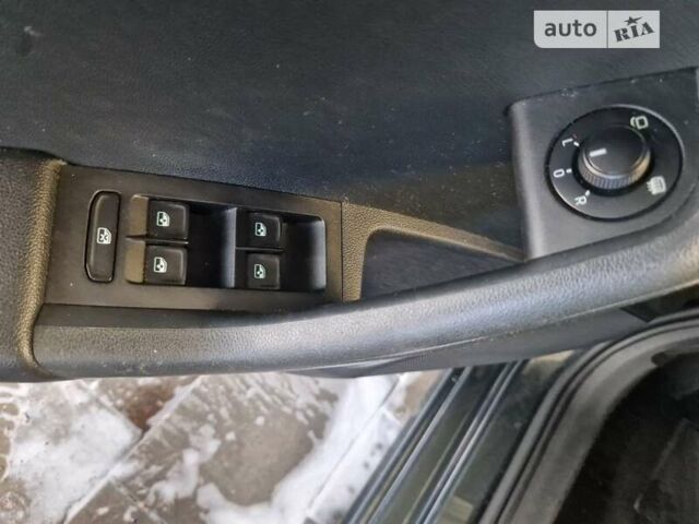 Сірий Шкода Октавія, об'ємом двигуна 1.6 л та пробігом 230 тис. км за 13500 $, фото 12 на Automoto.ua