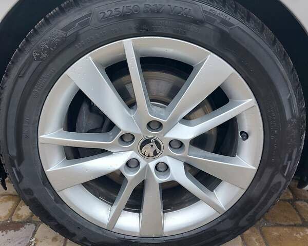 Серый Шкода Октавия, объемом двигателя 1.98 л и пробегом 220 тыс. км за 18900 $, фото 17 на Automoto.ua