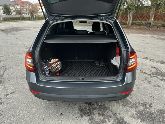 Сірий Шкода Октавія, об'ємом двигуна 2 л та пробігом 284 тис. км за 15700 $, фото 4 на Automoto.ua