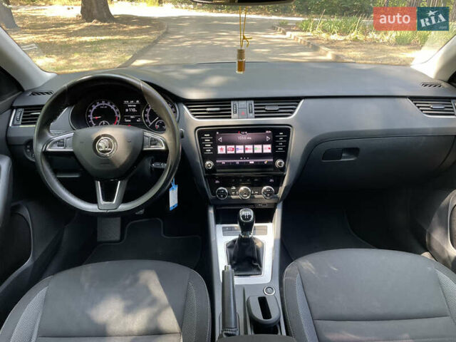 Сірий Шкода Октавія, об'ємом двигуна 1.6 л та пробігом 163 тис. км за 16100 $, фото 16 на Automoto.ua