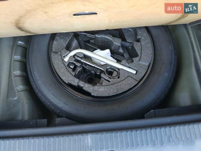 Сірий Шкода Октавія, об'ємом двигуна 1.6 л та пробігом 220 тис. км за 13100 $, фото 16 на Automoto.ua