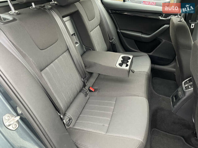 Серый Шкода Октавия, объемом двигателя 1.97 л и пробегом 204 тыс. км за 17999 $, фото 34 на Automoto.ua