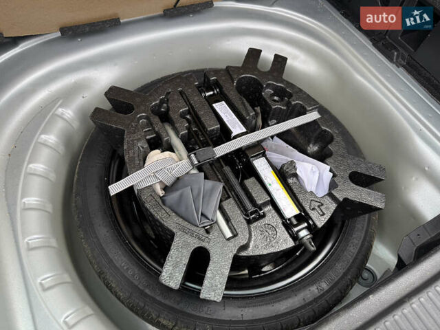 Серый Шкода Октавия, объемом двигателя 2 л и пробегом 259 тыс. км за 14970 $, фото 89 на Automoto.ua