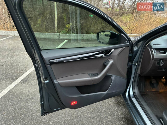 Сірий Шкода Октавія, об'ємом двигуна 1.97 л та пробігом 144 тис. км за 18700 $, фото 18 на Automoto.ua