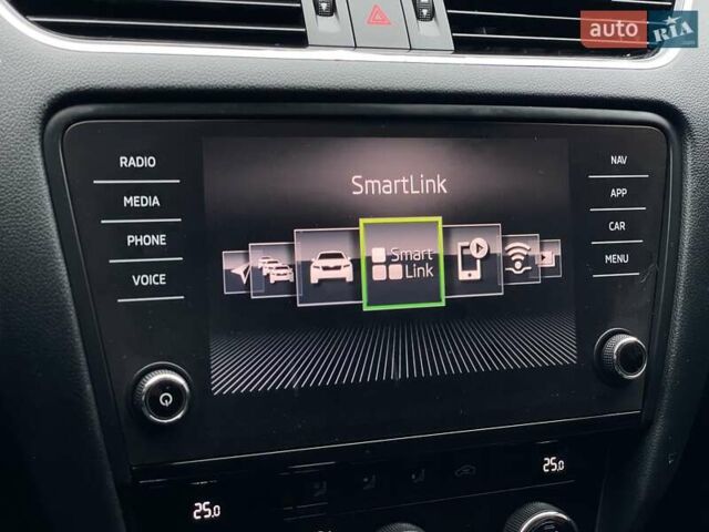 Сірий Шкода Октавія, об'ємом двигуна 1.6 л та пробігом 206 тис. км за 15555 $, фото 56 на Automoto.ua