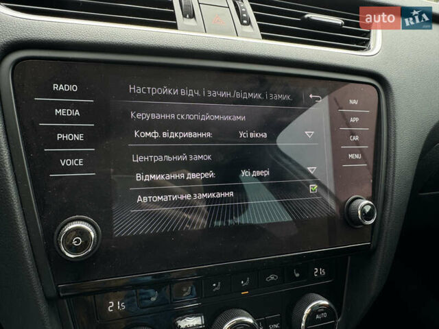 Серый Шкода Октавия, объемом двигателя 2 л и пробегом 259 тыс. км за 14970 $, фото 59 на Automoto.ua