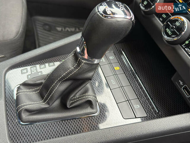 Сірий Шкода Октавія, об'ємом двигуна 2 л та пробігом 202 тис. км за 22500 $, фото 53 на Automoto.ua