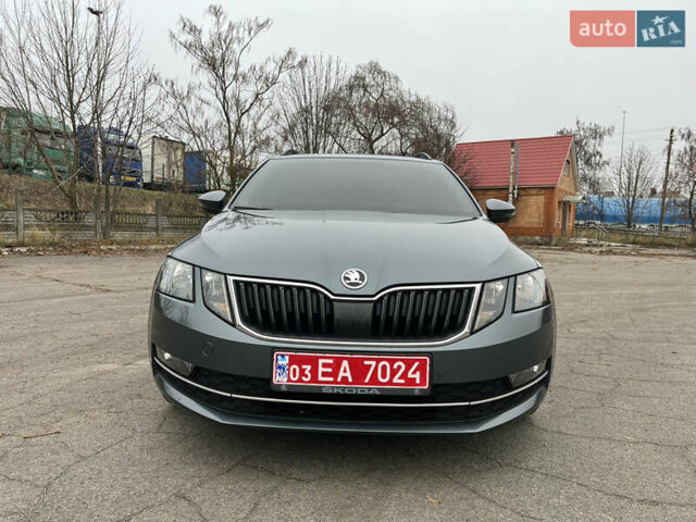 Серый Шкода Октавия, объемом двигателя 1.6 л и пробегом 190 тыс. км за 15000 $, фото 2 на Automoto.ua
