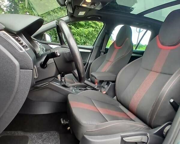 Серый Шкода Октавия, объемом двигателя 1.5 л и пробегом 221 тыс. км за 15500 $, фото 14 на Automoto.ua
