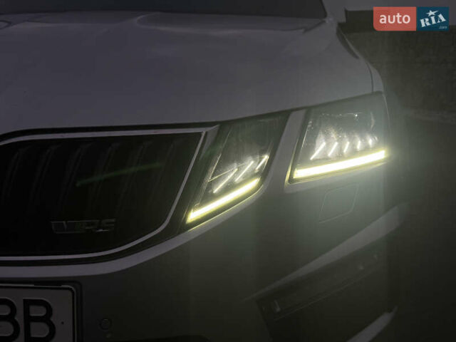 Серый Шкода Октавия, объемом двигателя 2 л и пробегом 255 тыс. км за 16900 $, фото 24 на Automoto.ua