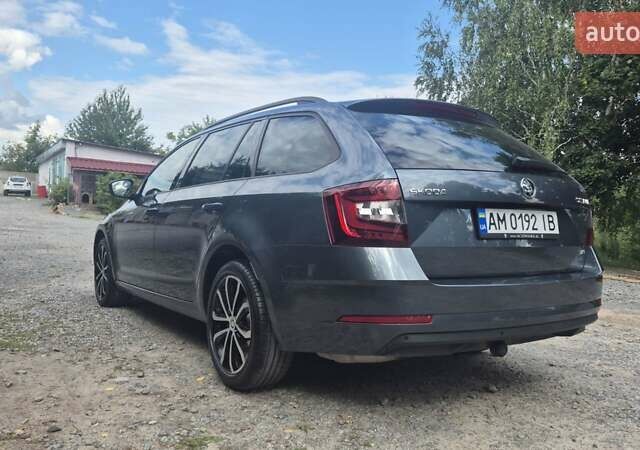 Серый Шкода Октавия, объемом двигателя 2 л и пробегом 216 тыс. км за 17600 $, фото 7 на Automoto.ua