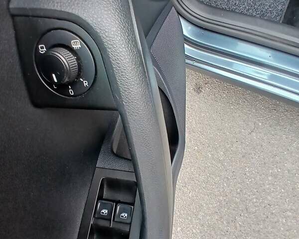 Серый Шкода Октавия, объемом двигателя 1.5 л и пробегом 221 тыс. км за 15500 $, фото 16 на Automoto.ua