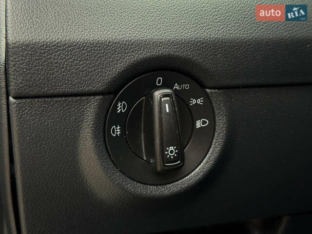 Сірий Шкода Октавія, об'ємом двигуна 1.97 л та пробігом 180 тис. км за 23450 $, фото 88 на Automoto.ua