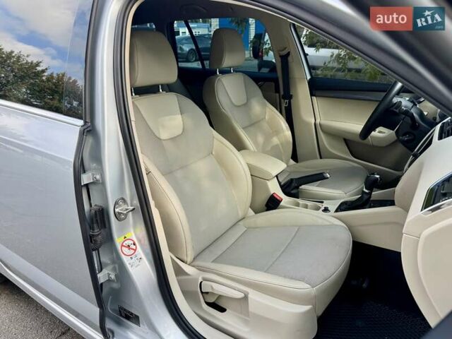 Серый Шкода Октавия, объемом двигателя 1.6 л и пробегом 210 тыс. км за 15990 $, фото 18 на Automoto.ua