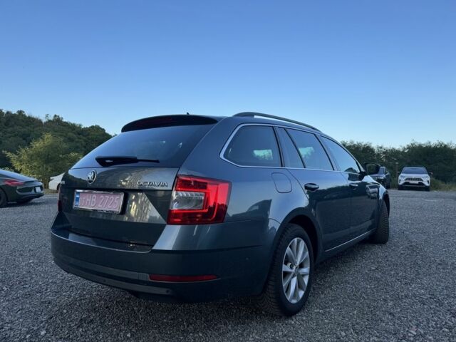 Серый Шкода Октавия, объемом двигателя 1.6 л и пробегом 325 тыс. км за 13500 $, фото 4 на Automoto.ua